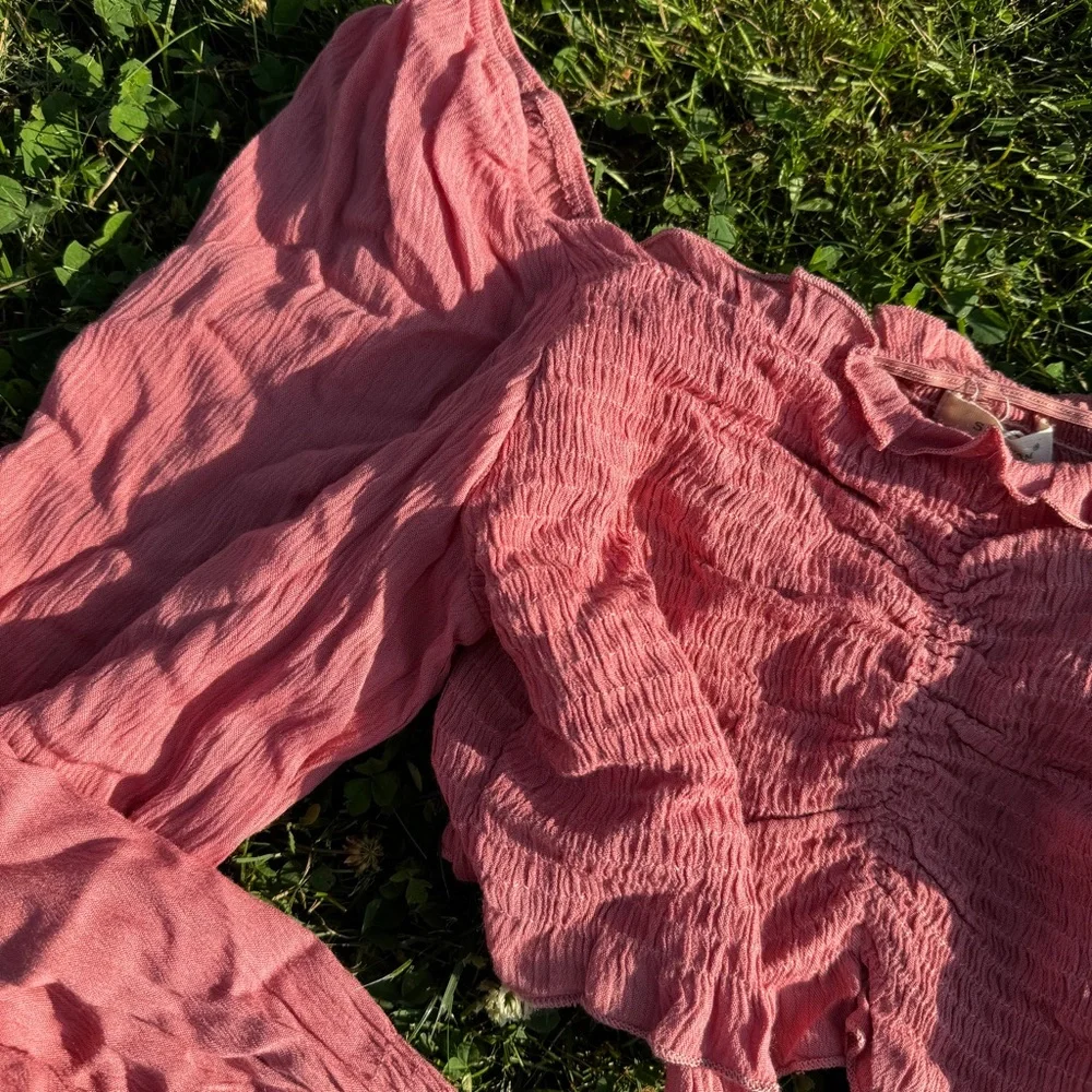 Pink Ruched Crop Top